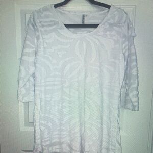 Elegant White Patterned Women's Top